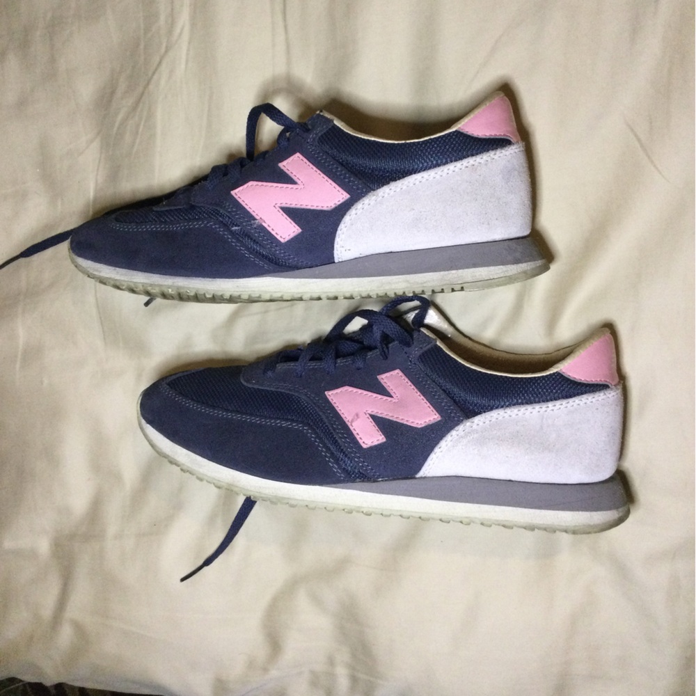 New Balance ladies sz 7.5 sneakers - Picture 6 of 10